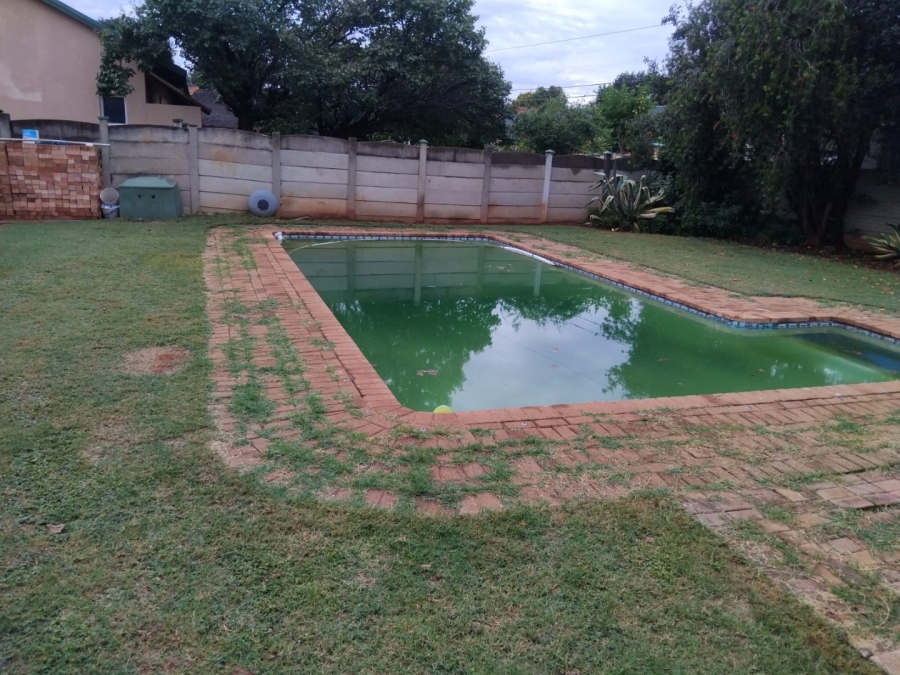 4 Bedroom Property for Sale in Stilfontein Ext 4 North West